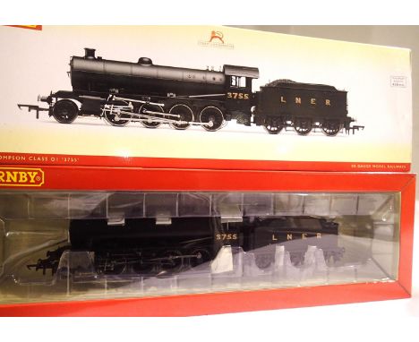 OO scale Hornby R3088, class 01 Thompson, 2.8.0 and tender, LNER Black 3755, in near mint condition, slight storage wear to b