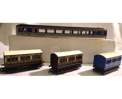 Three OO scale Hornby four wheel type coaches to include two Choc/Cream, one blue. Plus bodyshell for Super Sprinter 52481, i