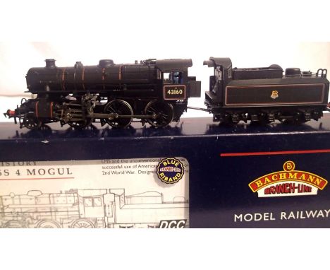 OO scale Bachmann 32-577, class 4 Black, 43160, Early Crest, detail fitted including coal in tender, very good condition, box