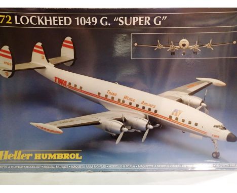 Humbroc/Heller 1/72 scale kit Lockheed 1049 G Super G, approximate size 49 x 52 cm, appears complete with instructions and Tr
