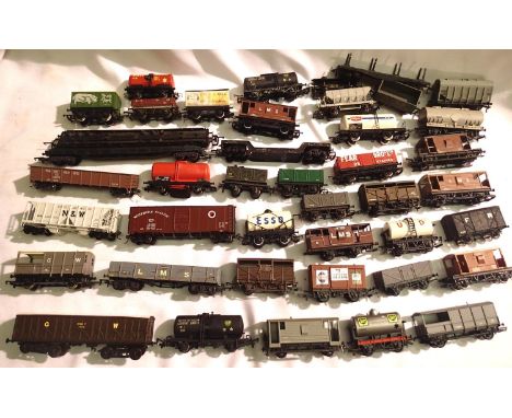 Forty Selection of OO scale wagons, various makes and types, mostly fair to good, unboxed. P&amp;P Group 2 (£18+VAT for the f