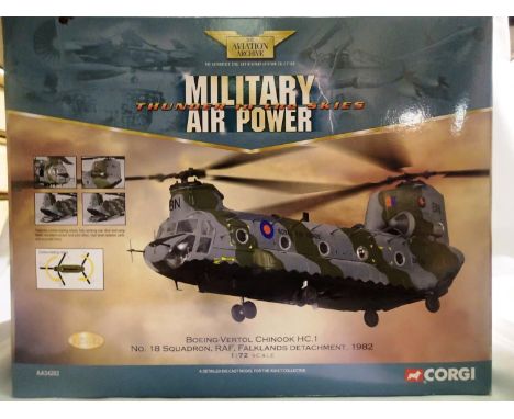 1/72 scale Corgi AA 34202, Chinook HCI, 18 SGN, Falklands 1982, in very good condition, boxed. P&amp;P Group 1 (£14+VAT for t