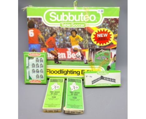 Subbuteo Table Soccer 'Floodlighting Edition', team number '63000', fence surround 'C108' etc   Condition Report   Click here