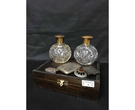 VERY GOOD LOT OF JEWELLERY AND SILVERincluding a Robert Allison of Iona silver brooch, silver decanter labels, stick pins, a 