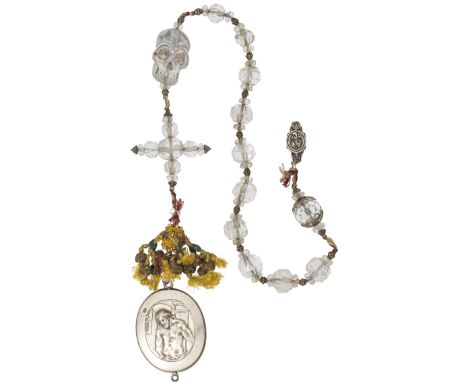 ZehnerBergkristall, Silber; Totenkopf aus Bergkristall, Ring, Silbermedaillion mit zwei Jesus Darstellungen, gemarkt, Taxieru