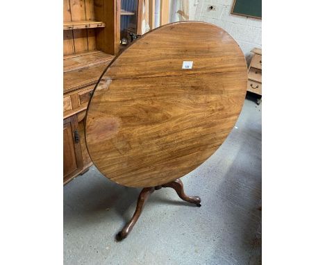 Mahogany tilt top tripod table