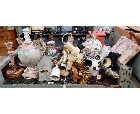 Collection of table lamps &amp; light fittings