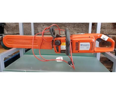 Husqvarna electric 321 chainsaw