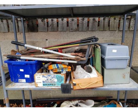 Hand tools, barbed wire &amp; other garage items
