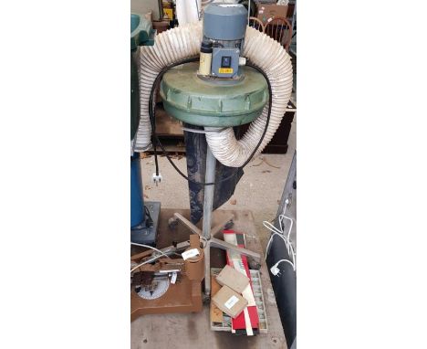 Engraving tool with spares