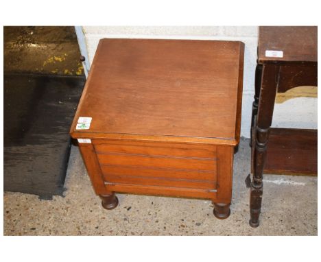 EDWARDIAN MAHOGANY COMMODE STOOL