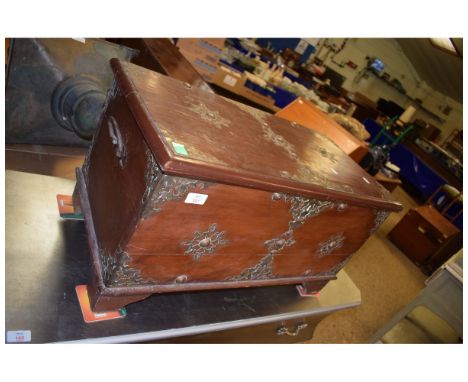 GOOD QUALITY CONTINENTAL BRASS MOUNTED TRUNK