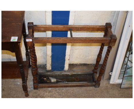 OAK TWISTED COLUMN STICK STAND 