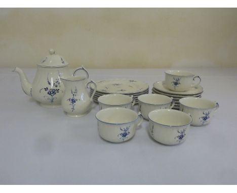 Villeroy & Boch Vieux Luxembourg teaset to include cups, saucers, plates, teapot and milk jug (20)