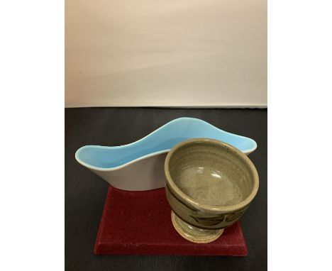 A POOLE ABSTRACT DESIEGN DISH AND A STUDIO POTTERY PEDESTAL DESIGN DISH 