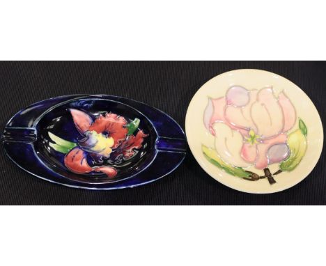 Two Moorcroft items, ashtray with Queen Mary label and pintray. P&amp;P Group 2 (£18+VAT for the first lot and £3+VAT for sub