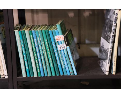 Shelf of mixed Southern railway books. P&amp;P Group 3 (£25+VAT for the first lot and £5+VAT for subsequent lots) 