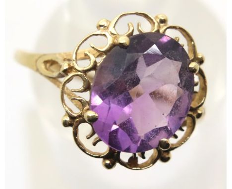 9ct gold ring set with a faceted amethyst, size N, 1.6g. P&amp;P Group 1 (£14+VAT for the first lot and £1+VAT for subsequent