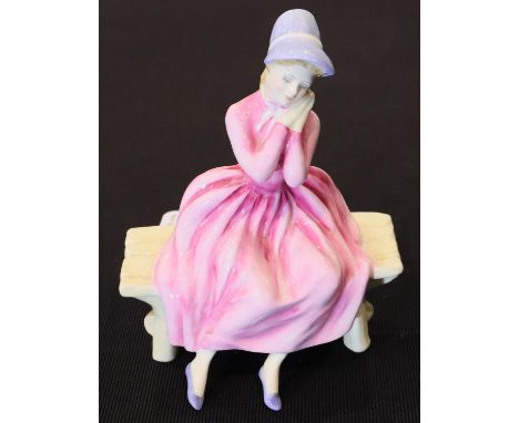 Royal Doulton figurine, Young Dreams HN 3176, H: 16 cm. P&amp;P Group 2 (£18+VAT for the first lot and £3+VAT for subsequent 