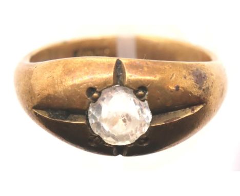 9ct gold ring set with a white stone, size K, 4.0g. P&amp;P Group 1 (£14+VAT for the first lot and £1+VAT for subsequent lots