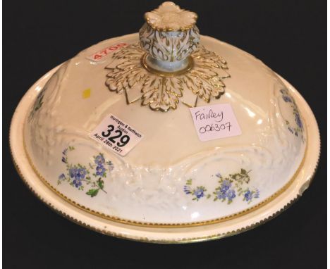 Bloor Derby, a substantial covered tureen, decorated in relief, painted and gilt, D: 28 cm. P&P Group 3 (£25+VAT for the firs