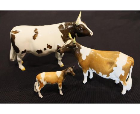Beswick Ayrshire Bull, Cow and Calf, tallest H: 14 cm. P&P Group 2 (£18+VAT for the first lot and £3+VAT for subsequent lots)