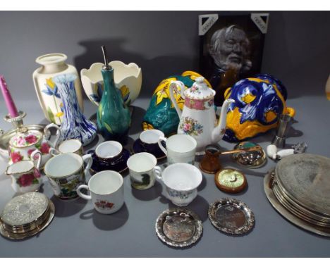 A mixed quantity of ceramic and glass items to include Royal Albert, Martell, Richmond and similar [2]