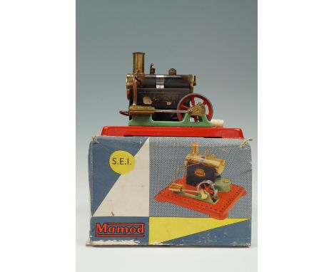 A Mamod model SE1 stationary steam engine, boxed, circa 1950s