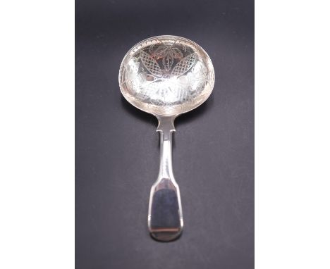 A George III silver fiddle pattern caddy spoon with engraved bowl, James Payne, London, 1829