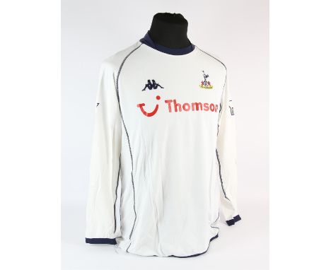 Tottenham Hotspur Football club, Carr (No.2) Season shirt from 2002-2003, L/S. Match Worn in season. Provenance Spurs kitman.