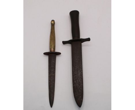 Fairbairn- Sykes 2nd pattern brass handled fighting knife by Wilkinson Sword. In poor condition, there are no visible marking