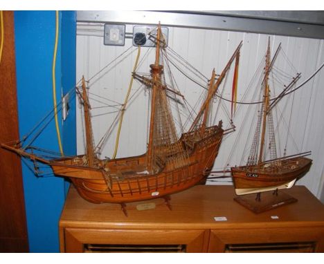 A model of The Santa Maria together with a model of Marie-Jeanne