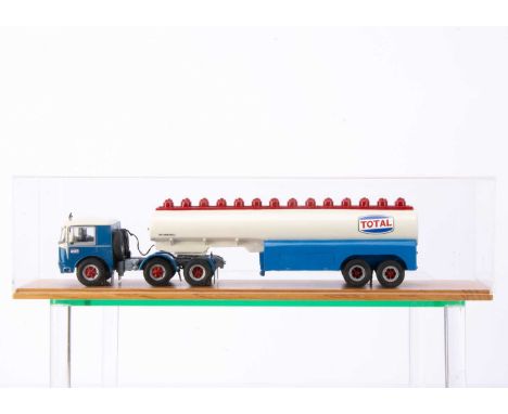Gila Modelli 1:43 Scale Lancia Esatau B 'Total' Petrol Tanker, in display case, no label or outer box, VG-E, one very small c
