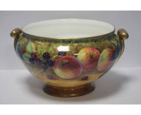 A LARGE HAND PAINTED BOWL SIGNED F. CLARK (FRANCIS CLARK WAS A ROYAL WORCESTER ARTIST), Dia. 23 cm, height 16 cm¦Condition Re
