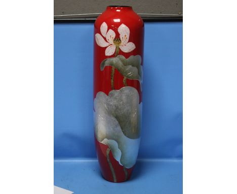 A LARGE CERAMIC PAINTED VASE