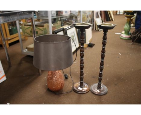 A PAIR OF BARLEY TWIST ASHTRAYS AND A LAMP