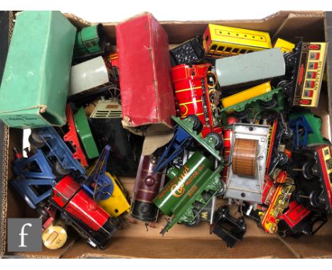 A collection of assorted O gauge items, to include Hornby No.1 Special 0-4-0T LMS maroon 2120 locomotive, Bassett-Lowke 16 To