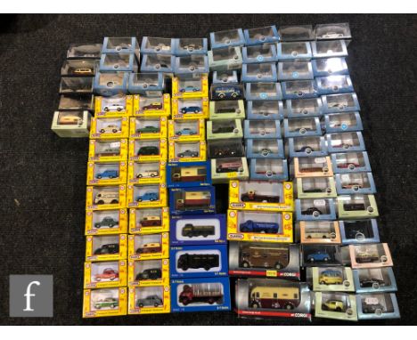 Eighty six assorted railway scale diecast models, mostly OO gauge but also includes N gauge, majority Oxford Diecast to inclu