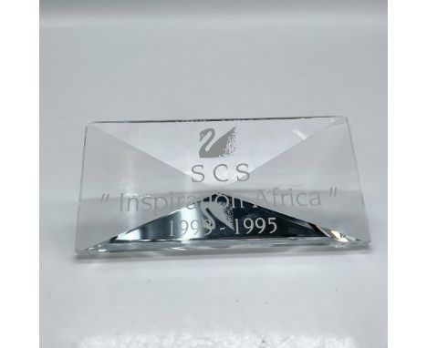 Clear crystal plaque available for the entire period of the trilogy: the Elephant, the Kudu and the Lion. Swarovski backstamp