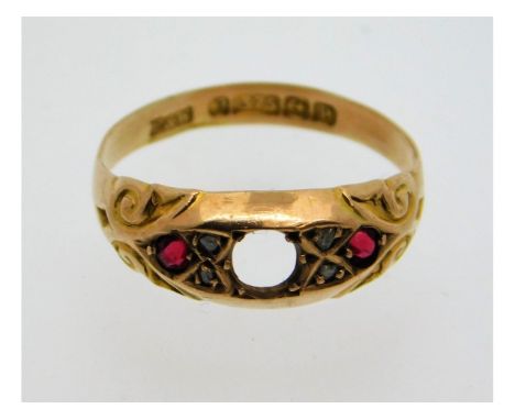 An antique 9ct gold ring set with ruby &amp; diamond, lacking centre stone, size O, 1.4g 