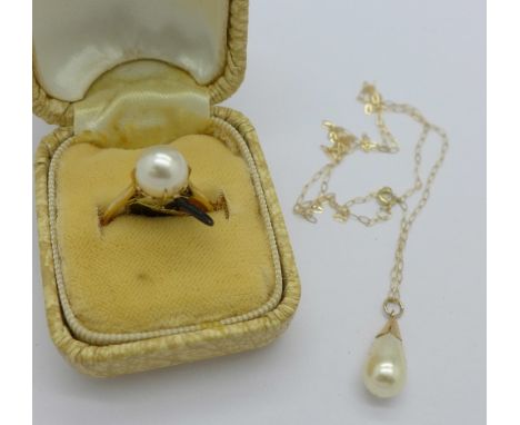 A cultured pearl pendant on a fine 9ct gold chain and a 14ct gold pearl ring, weight 2.4g, size M