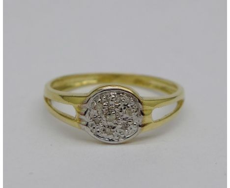 A 9ct gold and diamond ring, weight 1.2g, size O