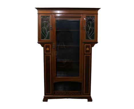 Art Nouveau mahogany and inlaid book cabinet with L light door panels and open shelved sides 184cm high, 124cm wide, 36cm  de