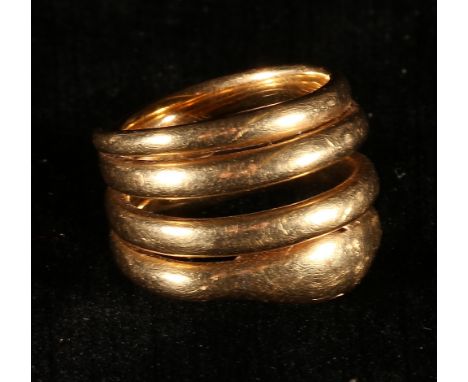 Gold snake ring '18ct' CONDITION REPORT: It is not British hallmarked and is only stamped 18ct
The coil of the snake allow th