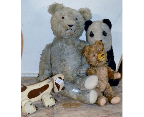 3 VARIOUS VINTAGE BEARS &amp; AN OLD WOODEN TOY DOG BY TYNE VALLEY TOYS     