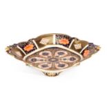 A ROYAL CROWN DERBY IMARI DISH