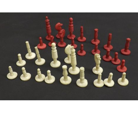 Stained carved bone chess set, height of king 5.2cm