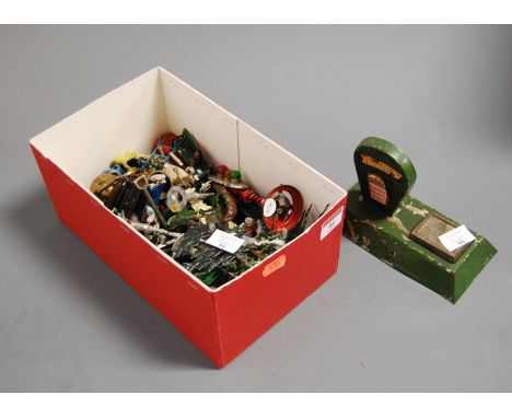 A mixed lot of various Britains and other painted lead figures to include floral garden series etc; together with a tin plate