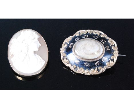 A carved shell cameo brooch depicting profile portrait of a maiden with vine leaves in her hair in 9ct gold mount, 4.2x3.3cm,