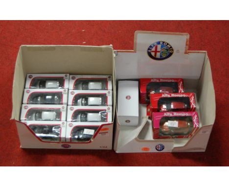 A collection of boxed modern issue 1.43 scale diecast toy vehicles to include Fiat and Alfa Romeo, in original outer boxes